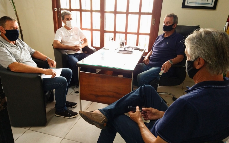 Reunião Prefeito de Mariana Pimentel