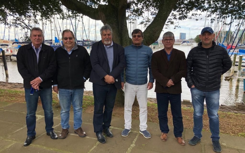 Reunião Veleiros do Sul