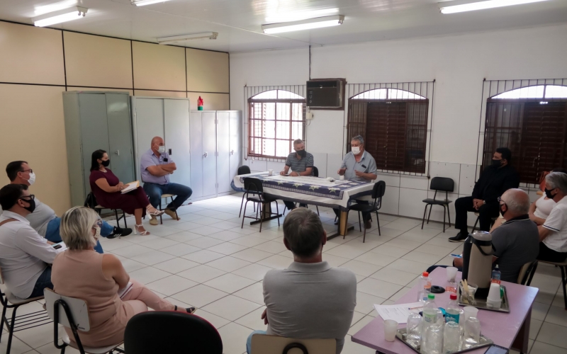 Reunião com Secretários