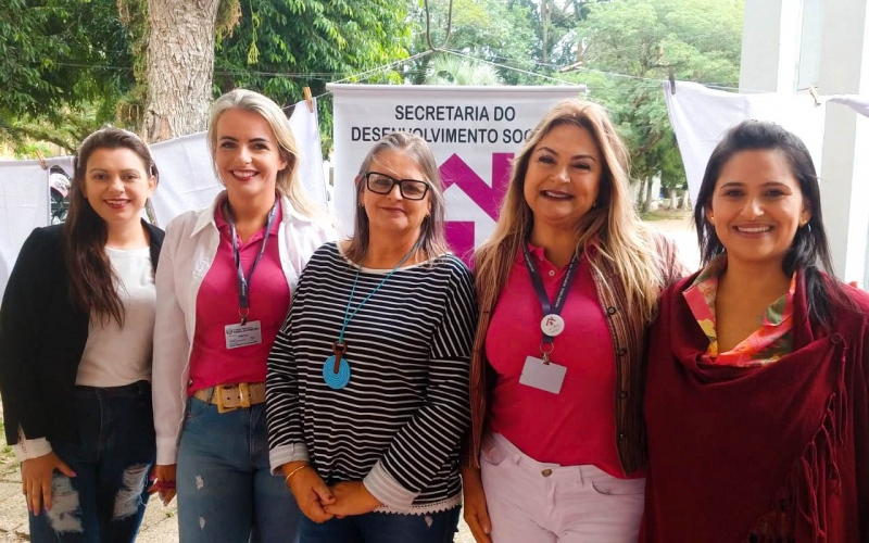 Projeto Mulheres na Praça